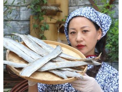 品质三去带鱼东海野生小带鱼干货渔家自晒咸带鱼干一斤2条规格